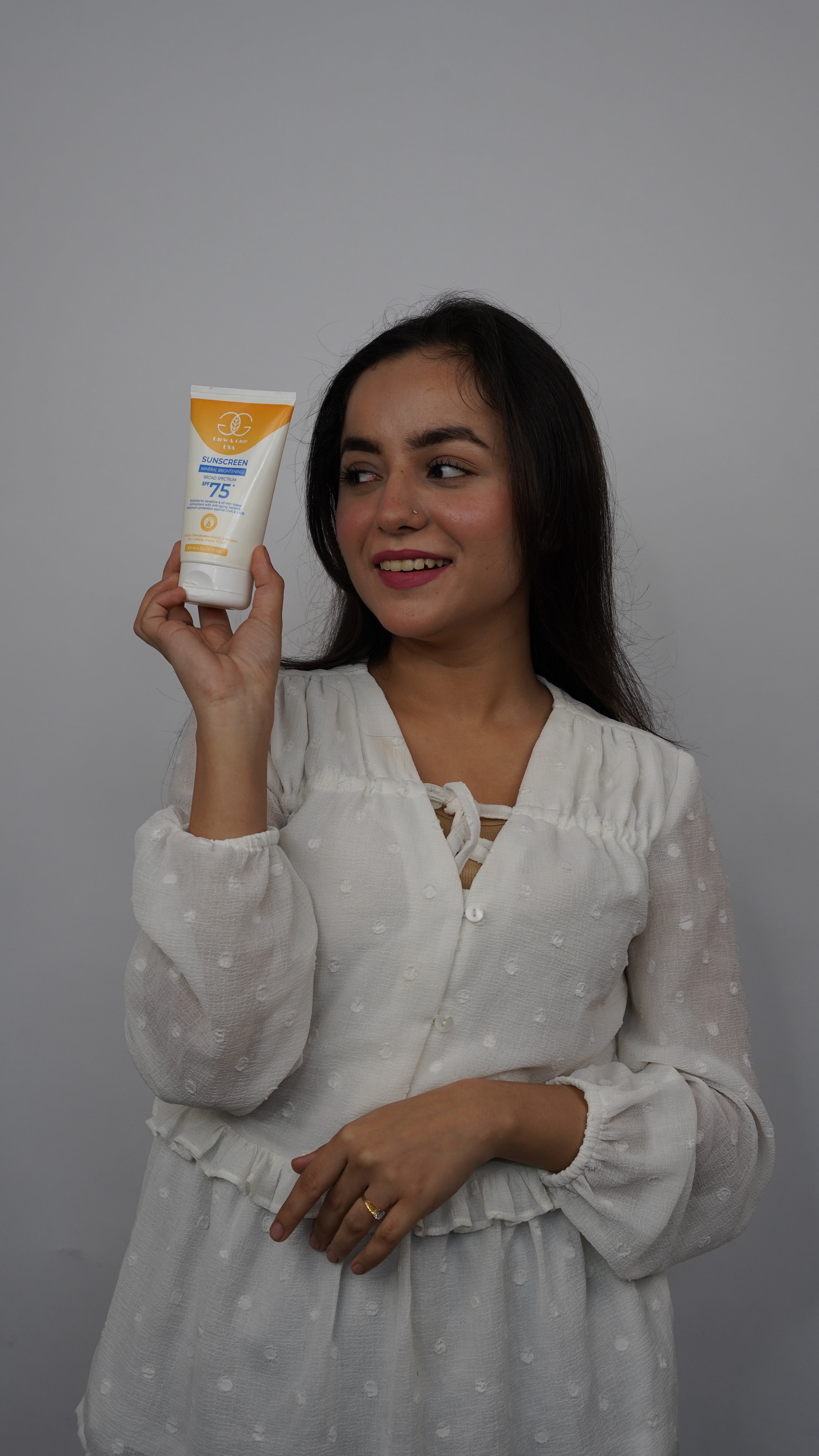 SUNSCREEN MINERAL BRIGHTENING BROAD SPECTRUM SPF 75